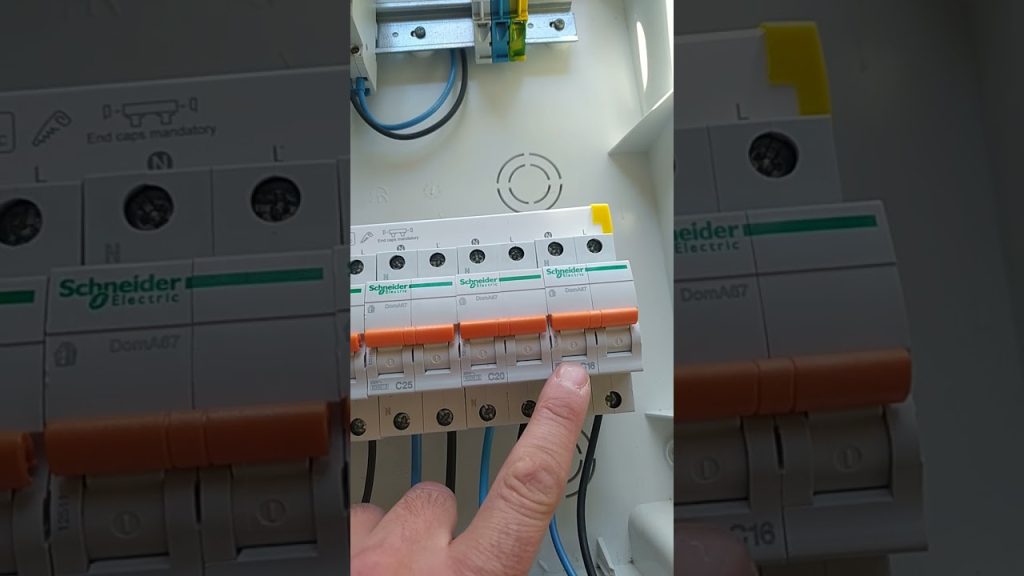 instalación de protecciones en cuadros eléctricos